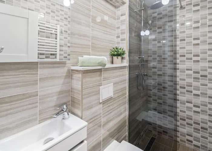 Вілла Lugareva With 52 Sqm Private Pool, 4 Bedrooms, 4 Bathrooms, Summer Kitchen, Traditional Environment, Playground *